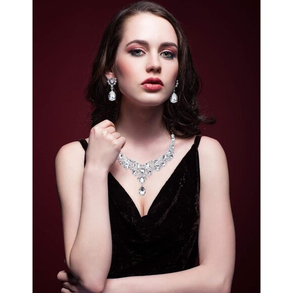 Women's Necklace Earrings Bridal Teardrop Cluster Crystal Jewelry Set Wedding - Picture 5 of 6